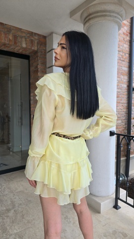 COMPLEU BLUZA SI PANTALONI SCURTI CU VOLANE SOLA GALBEN - Img 4