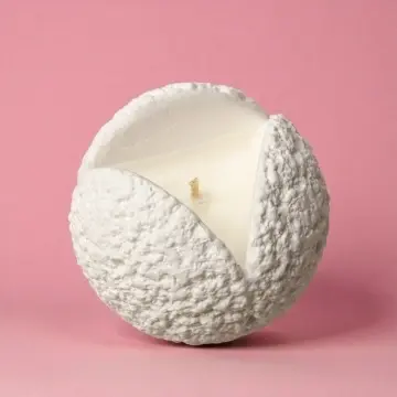 Lumânare parfumată în vas ceramic 007