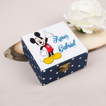 cutiuta din lemn personalizata