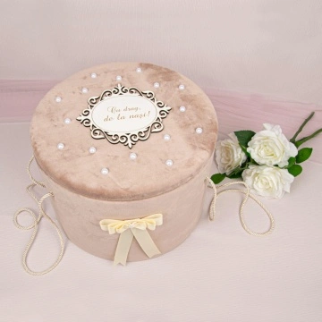cutie-trusou-botez-catifea