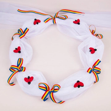 Decor Cristelniță cu Fundițe Tricolor și Buburuze 025