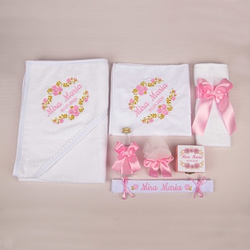 trusou-botez-trandafiri-roz