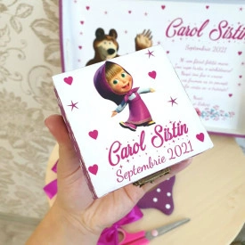cutiuta mot cu masha