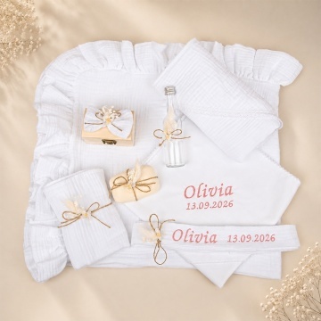 Trusou botez din muselină albă, broderie roz pudră - MUS07