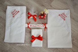 trusouri de botez brodate