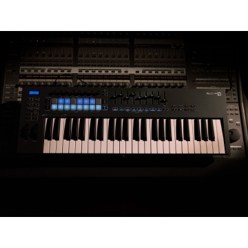 Novation FLkey 49 - Controller MIDI pentru FLStudio - Img 11