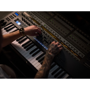 Novation FLkey 61 - Controller MIDI pentru FLStudio - Img 16