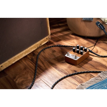 Universal Audio UAFX Woodrow 55 Instrument Amplifier - Pedala emulare amp - Img 12