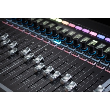 Waves eMotion LV1 Classic - Mixer audio digital - Img 11