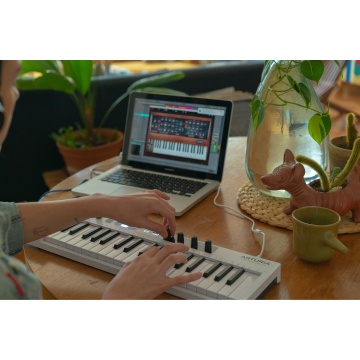 Arturia KeyStep 37 - Claviatura MIDI - Img 23