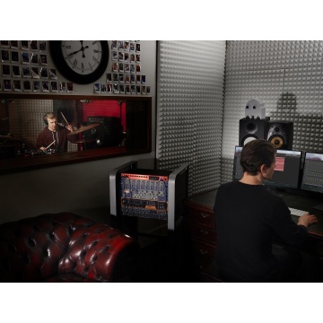 Focusrite Clarett 8Pre USB - Interfata audio USB 18 x 20 - Img 5