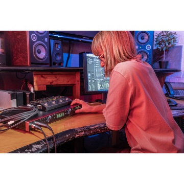 Focusrite Scarlett 18i20 4th Gen - Interfata audio - Img 18