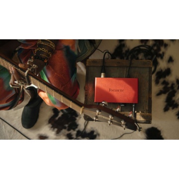 Focusrite Scarlett 2i2 4th Gen - Interfata audio USB - Img 11