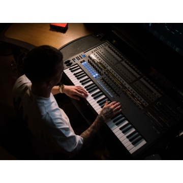 Novation FLkey 61 - Controller MIDI pentru FLStudio - Img 13