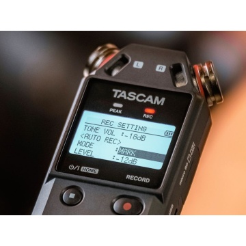 Tascam DR-05XP - Recorder digital portabil - Img 13