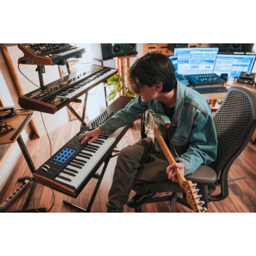 Arturia KeyLab 88 mk3 Black - Claviatura MIDI - Img 16