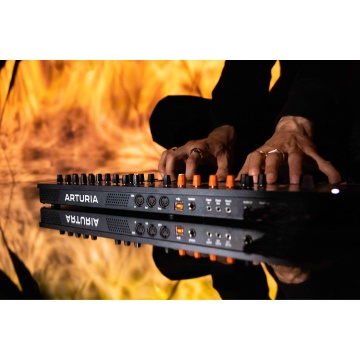 Arturia MiniFreak - Sintetizator Hibrid Polifonic - Img 14