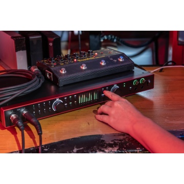 Focusrite Scarlett 18i20 4th Gen - Interfata audio - Img 15