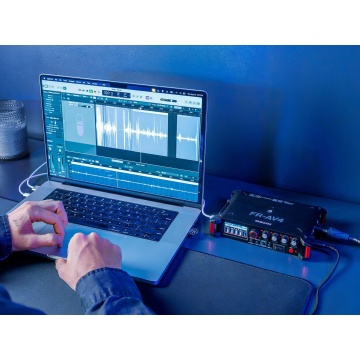 Tascam FR-AV4 - Recorder digital portabil pentru camera video - Img 22