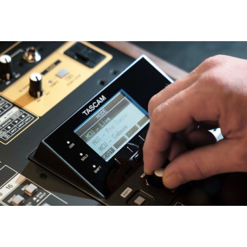 Tascam Studio Bridge - Recorder de studio - Img 12