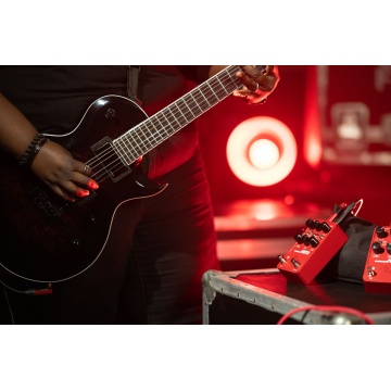 Universal Audio UAFX ANTI 1992 High Gain Amp - Pedala emulare amp - Img 14