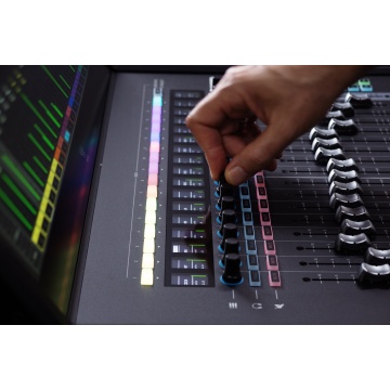 Waves eMotion LV1 Classic - Mixer audio digital - Img 15