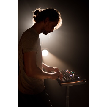 Arturia DrumBrute Impact - Masina de ritm analog - Img 20