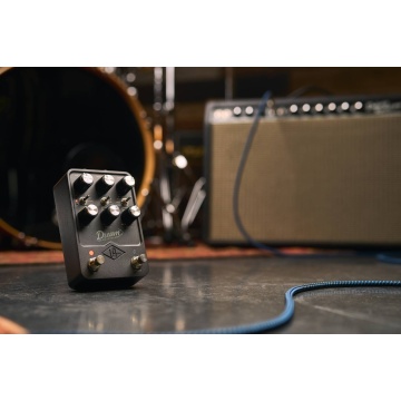 Universal Audio UAFX Dream 65 Reverb Amplifier - Pedala emulare amp - Img 9