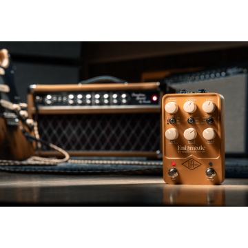 Universal Audio UAFX Enigmatic 82 Overdrive Special Amp - Pedala emulare amp - Img 8