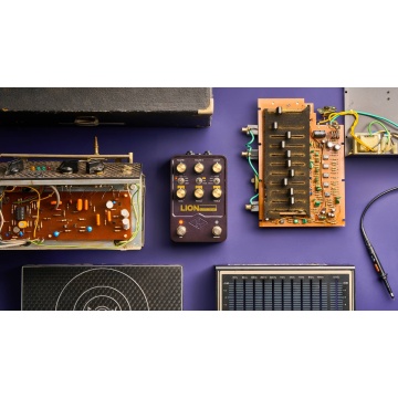 Universal Audio UAFX Lion 68 Super Lead Amp - Pedala emulare amp - Img 20