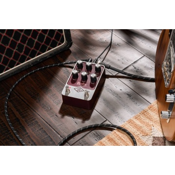 Universal Audio UAFX Ruby 63 Top Boost Amplifier - Pedala emulare amp - Img 16