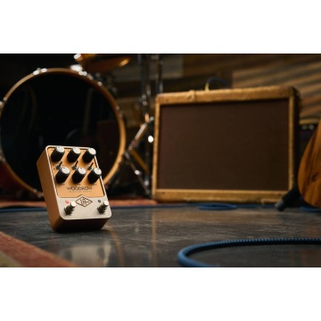 Universal Audio UAFX Woodrow 55 Instrument Amplifier - Pedala emulare amp - Img 13