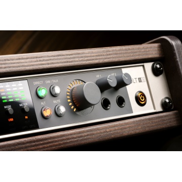 Universal Audio Volt 876 - Interfata audio USB - Img 11