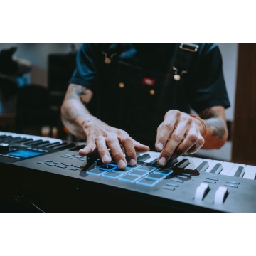 Arturia KeyLab 88 mk3 Black - Claviatura MIDI - Img 10