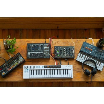 Arturia KeyStep 37 - Claviatura MIDI - Img 14