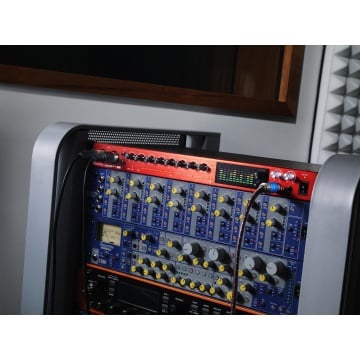 Focusrite Clarett 8Pre USB - Interfata audio USB 18 x 20 - Img 6