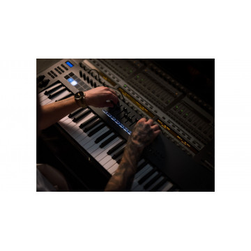Novation FLkey 61 - Controller MIDI pentru FLStudio - Img 4