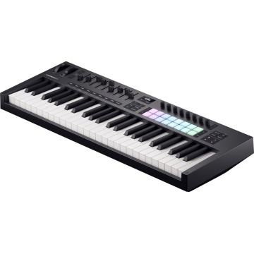 Novation Launchkey 49 MK4 - Claviatura MIDI