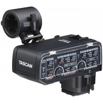Tascam CA-XLR2d-C - Adaptor microfon XLR pentru camere mirrorless