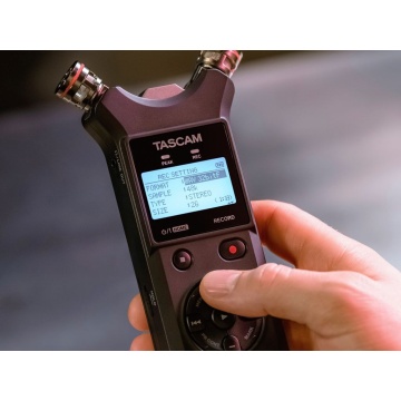 Tascam DR-07XP - Recorder digital portabil - Img 6