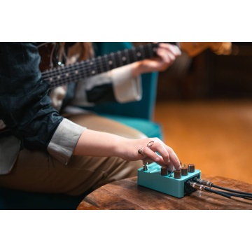 Universal Audio UAFX Del-Verb Ambience Companion - Pedala reverb si delay - Img 21