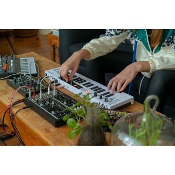 Arturia KeyStep 37 - Claviatura MIDI - Img 21