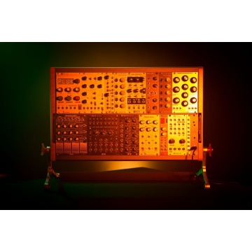 Arturia RackBrute 6U - Carcasa Rack Sintetizatoare - Img 7