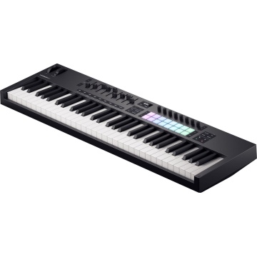 Novation Launchkey 61 MK4 Black - Claviatura MIDI USB cu 61 clape semi-grele
