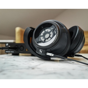 Sennheiser HD 820 - Casti hi-fi over-ear inchise 300 Ohmi cu conectori Jack 6.3 mm si 4.4 mm - Img 6
