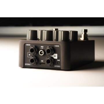 Universal Audio UAFX Galaxy 74 Tape Echo & Reverb - Pedala reverb si delay - Img 9