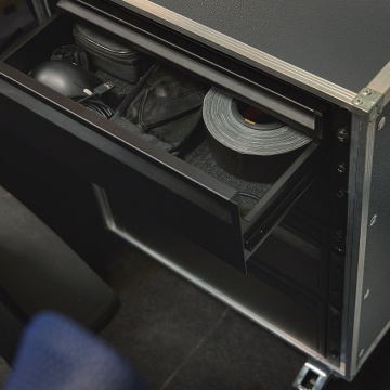 Adam Hall 19 Parts Rack Drawer 03 Double Ergo - Sertar rack 19" 3U din otel cu sertar interior 1U - Img 5