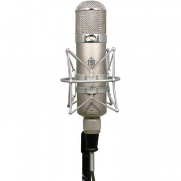 Telefunken U 47 - Microfon de studio