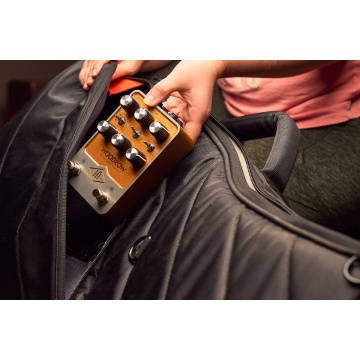 Universal Audio UAFX Woodrow 55 Instrument Amplifier - Pedala emulare amp - Img 14