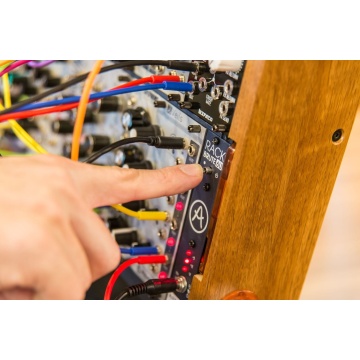 Arturia RackBrute 6U - Carcasa Rack Sintetizatoare - Img 11
